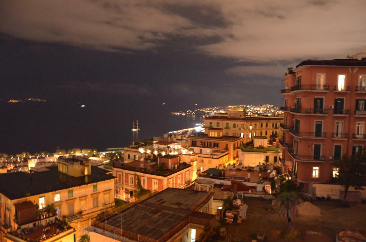 Appartamento Panoramico "Il Glicine" Neapel Exterior foto