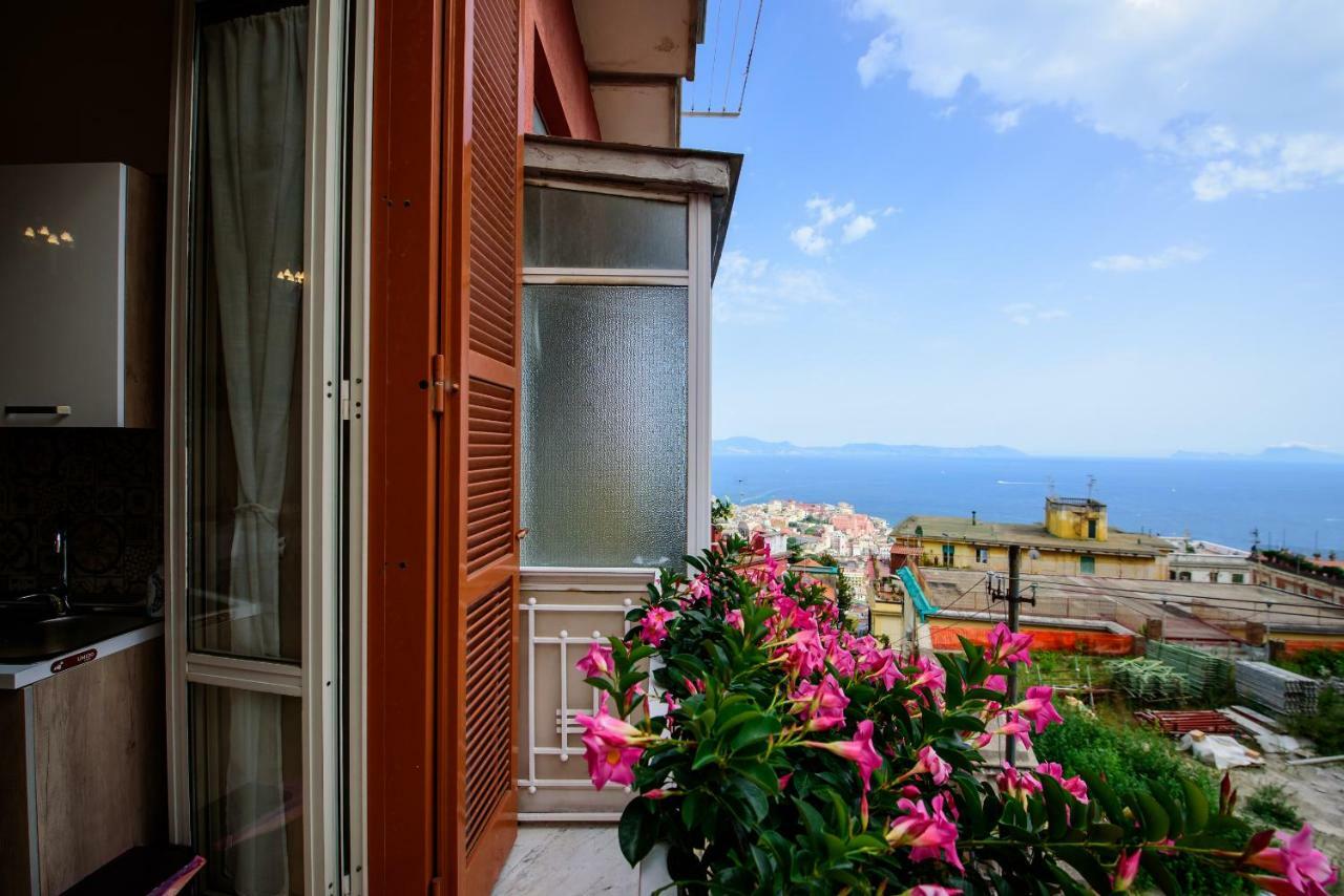 Appartamento Panoramico "Il Glicine" Neapel Exterior foto